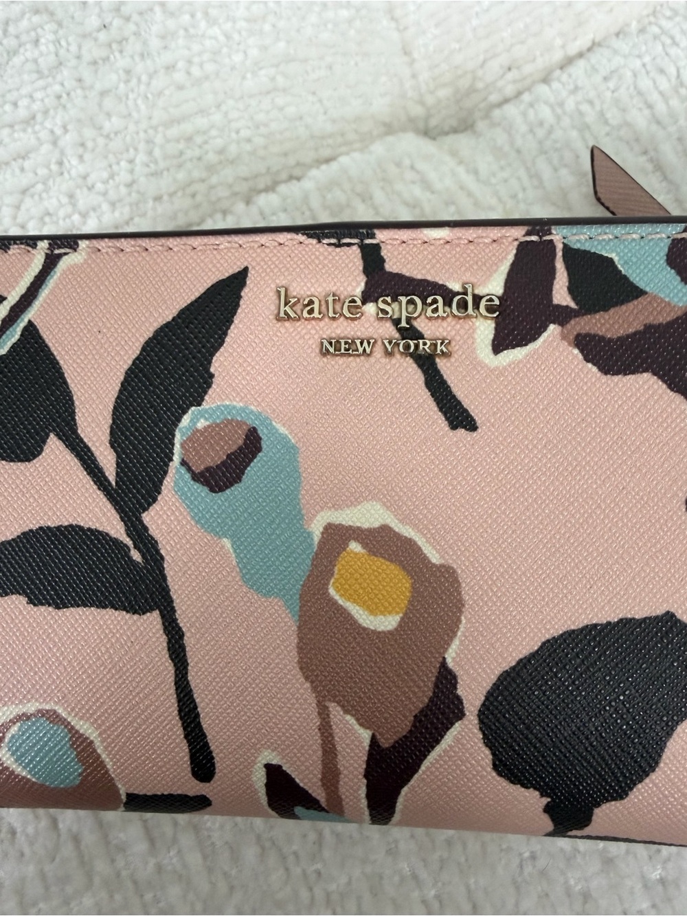 KATE SPADE Cameron Paper Rose Bifold Wallet. Slim. Pink multi. 6.5”x3.5”